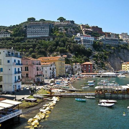La Luella Appartement Sorrento Buitenkant foto